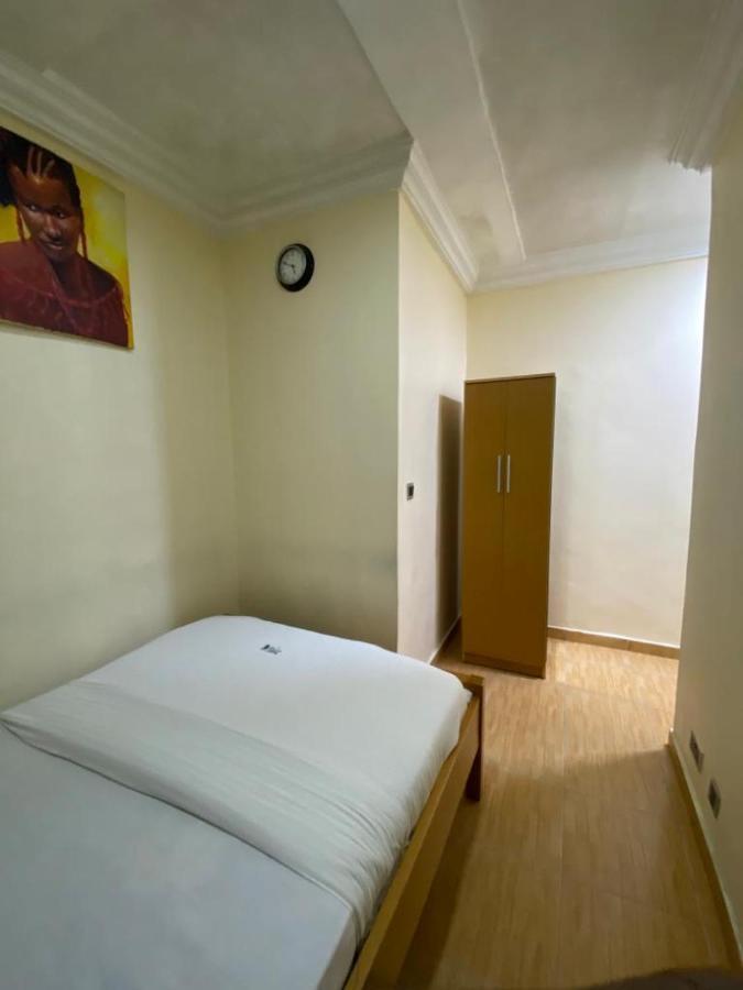 לגוס Apartment D מראה חיצוני תמונה